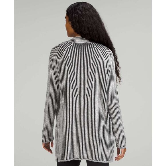 Lululemon Cotton-Cashmere Blend Sweater Wrap Powdered Clay Lakeside Size 6 - Picture 2 of 6